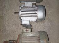 Grajewo ogłoszenia: Sprzedam różne silniki elektryczne oraz wałek i blaty oraz nogi... - zdjęcie